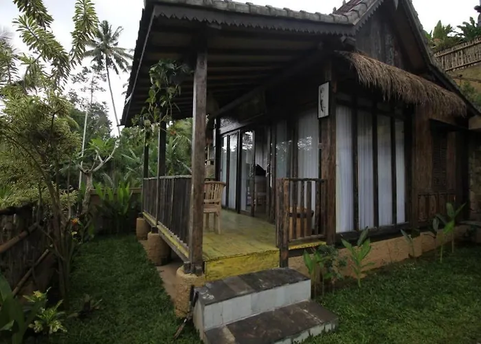 ロッジ Sewaka Bayu